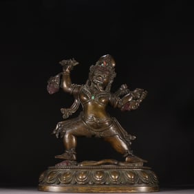 A copper-tired Great Black Heaven Protector