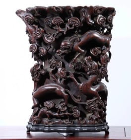 A Qing Dynasty agarwood carved Ganoderma lucidum pen holder