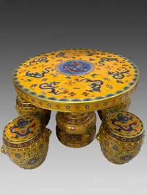 A cloisonné (one meter Kowloon round table ornament) table