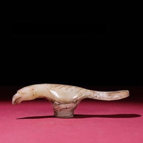 A phoenix bird scepter head of the Han Dynasty
