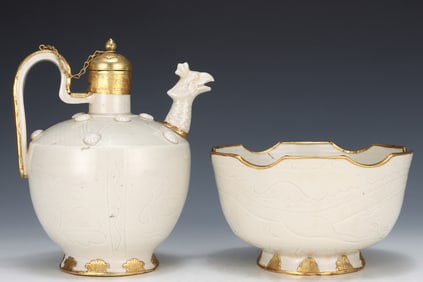 A Song Ding kiln engraved warm wine pot