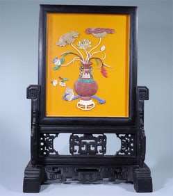 A Qing Dynasty rosewood inlaid with multiple treasures, a bouquet of Qinglian study inserts