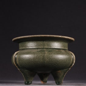 A Song Dynasty Xiaomei kiln pot furnace