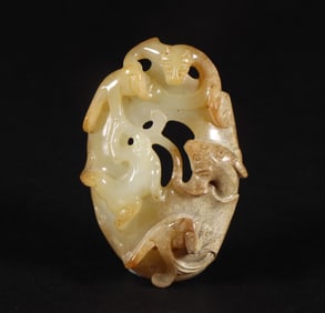 A Han Dynasty Hetian jade chicken heart pendant