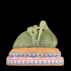A Qing Dynasty Hetian topaz goose ornament