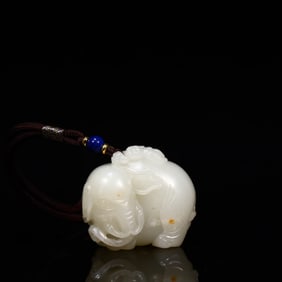 A piece of Hetian jade mammoth handle