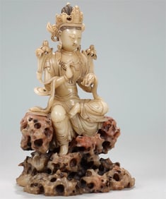 A Qing Dynasty Shoushan stone carving Yuanshui style rock Guanyin ornament