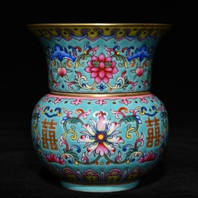 A piece of Qing Jiaqing pastel floral pattern two sections washed