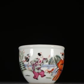 A Qing Dynasty pastel character story jar