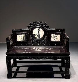 A double throne inlaid with rosewood shells
