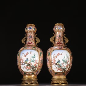 A pair of Qing Dynasty copper tire painting enamel window flower and bird pattern jade bottles