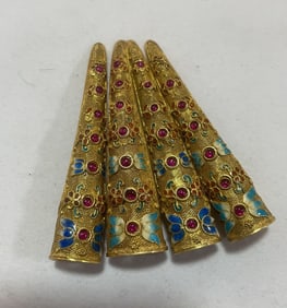 A multi-treasure inlaid sterling silver concubine armor set