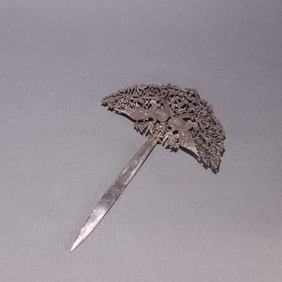A Qing Dynasty sterling silver double phoenix hairpin