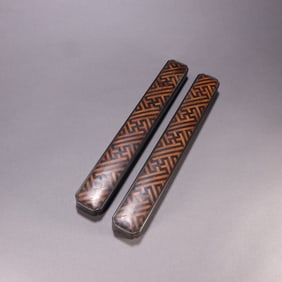A piece of purple light sandalwood swastika Jindi Town