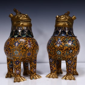 A pair of cloisonné aromatherapy