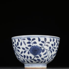A Ming Dynasty blue and white entwined peony bowl