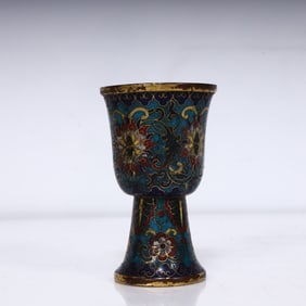 A Qing Dynasty cloisonné wine glass