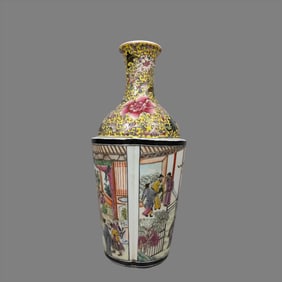 A pastel book character bottle from the Qing Dynasty