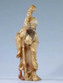 A Shoushan stone carving birthday ornament of the Qing Dynasty