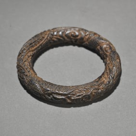 An old agarwood dragon and phoenix bracelet