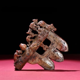 A beautiful Hetian jade beast ornament
