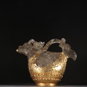 A piece of Tang crystal-wrapped goldfish turned into a dragon holding a pot