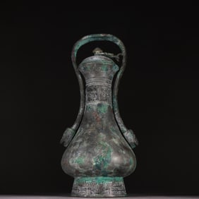 A Han bronze beam pot