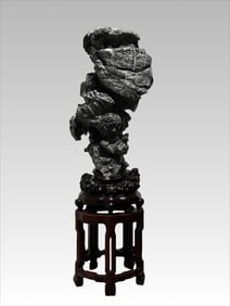 A Lingbi stone tribute ornament