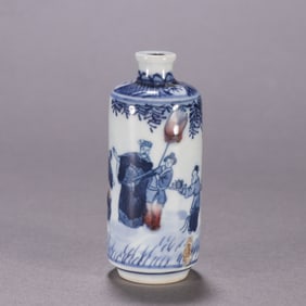 A Qing Dynasty blue and white character story snuff bottle