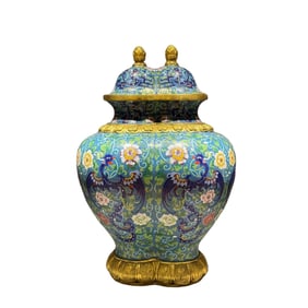 A cloisonné phoenix pattern jar of the Qing Dynasty