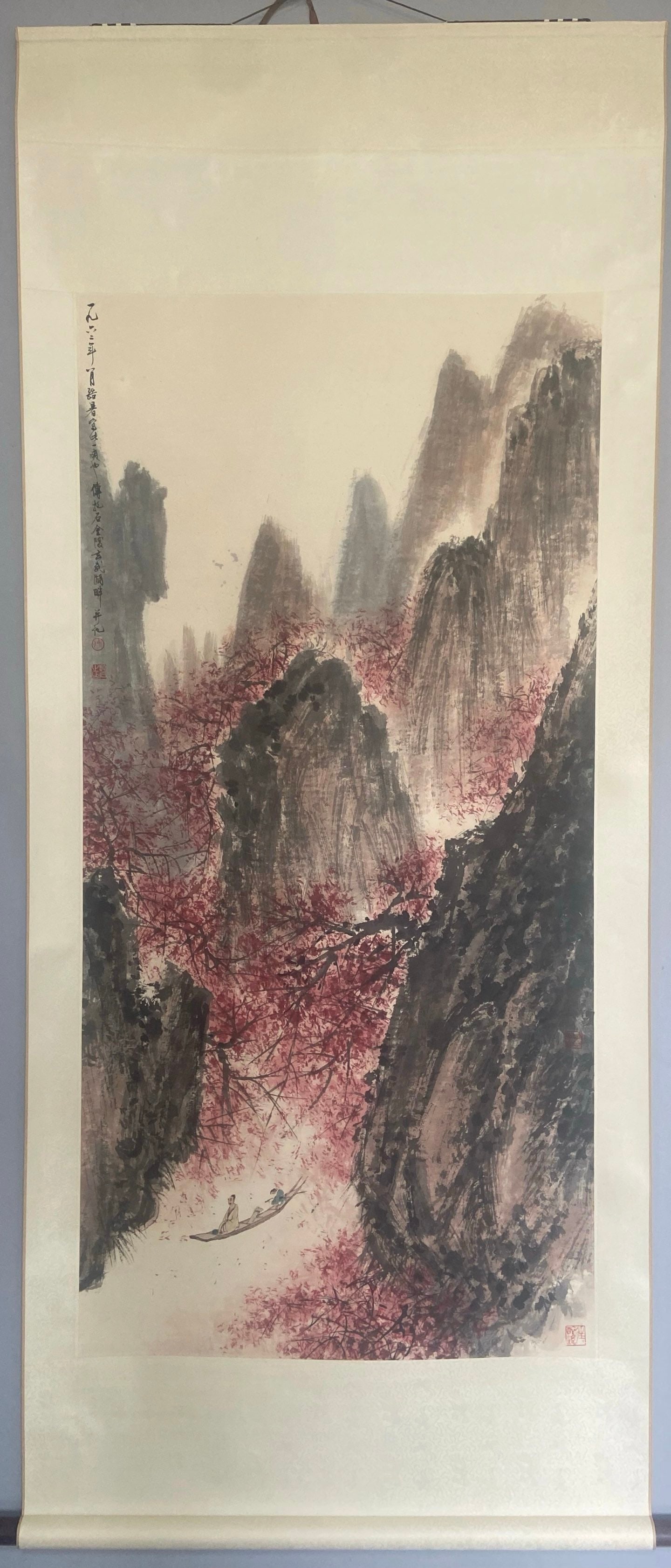 Fu Baoshi's fine landscape paintings: Fu Baoshi's fine landscape paintings SIZE: 136×68cm (The Dimensions Of All Batches Are Manually Measured.If You Need More Detailed Information, Please Contact Our Customer Service Before Bidding.)