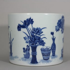 A Qing Kangxi blue and white Bogu flower pen holder