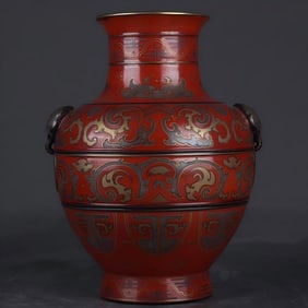 A Qing Qianlong bronze colored gold and silver Luan phoenix pattern amphorae