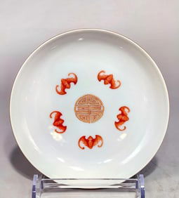 A piece of Qing Jiaqing pastel entwined lotus longevity borderless pattern palace plate