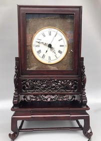 An old Hendry pendulum clock