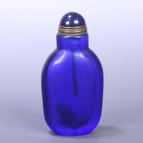 An old glass snuffbox