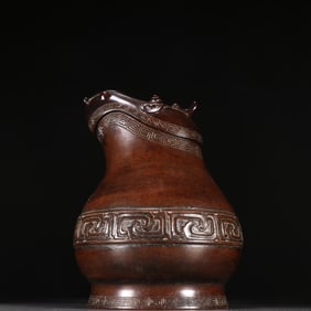 A yellow pear imitation bronze cup