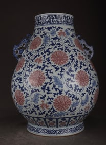 A Qing Qianlong blue and white glaze red entwined lotus amphora