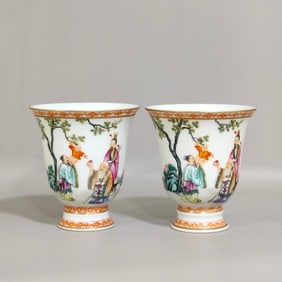 A pair of Qing Yongzheng pastel three-star gift H: footbell inscribed poetry cup