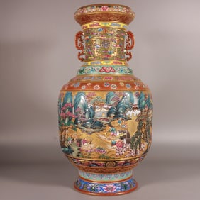 A piece of Qing Qianlong enamel color carved gold landscape porcelain king