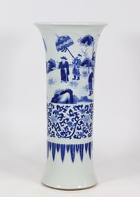 A flower arrangement of blue and white character stories made in the Chongzhen era