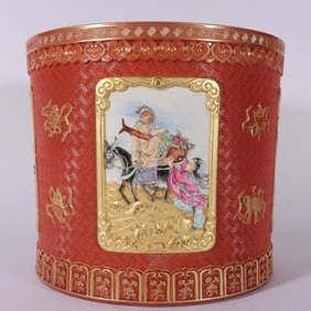 A Qing Qianlong enamel alum red carving gold-painted window Eight Immortals crossing the sea pen