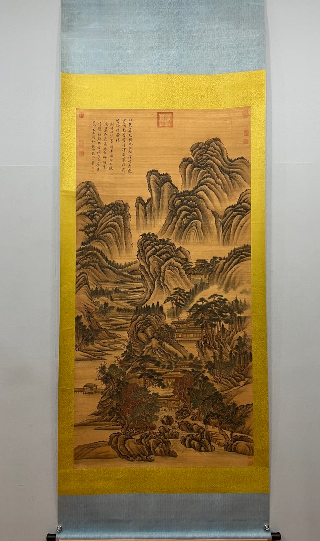 A fine landscape painting by Wang Hui: Wang Hui's fine landscape paintings SIZE: 183×90cm (The Dimensions Of All Batches Are Manually Measured.If You Need More Detailed Information, Please Contact Our Customer Service Before Bidding.)