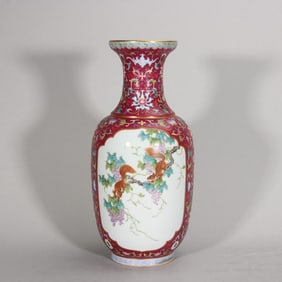 A piece of Qing Qianlong carmine red rolling Dao Bao Xiang flower window opening good news
