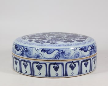 A Yuan blue and white entwined flower bead box