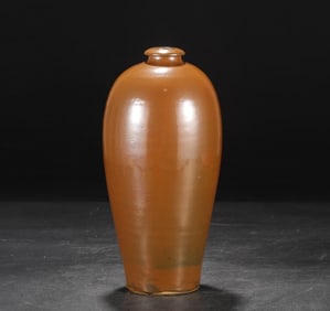 A piece of Northern Song Dynasty Cizhou kiln persimmon red glaze court royal large plum bottle