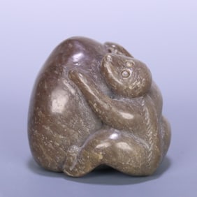 A Hetian jade spirit monkey birthday carving