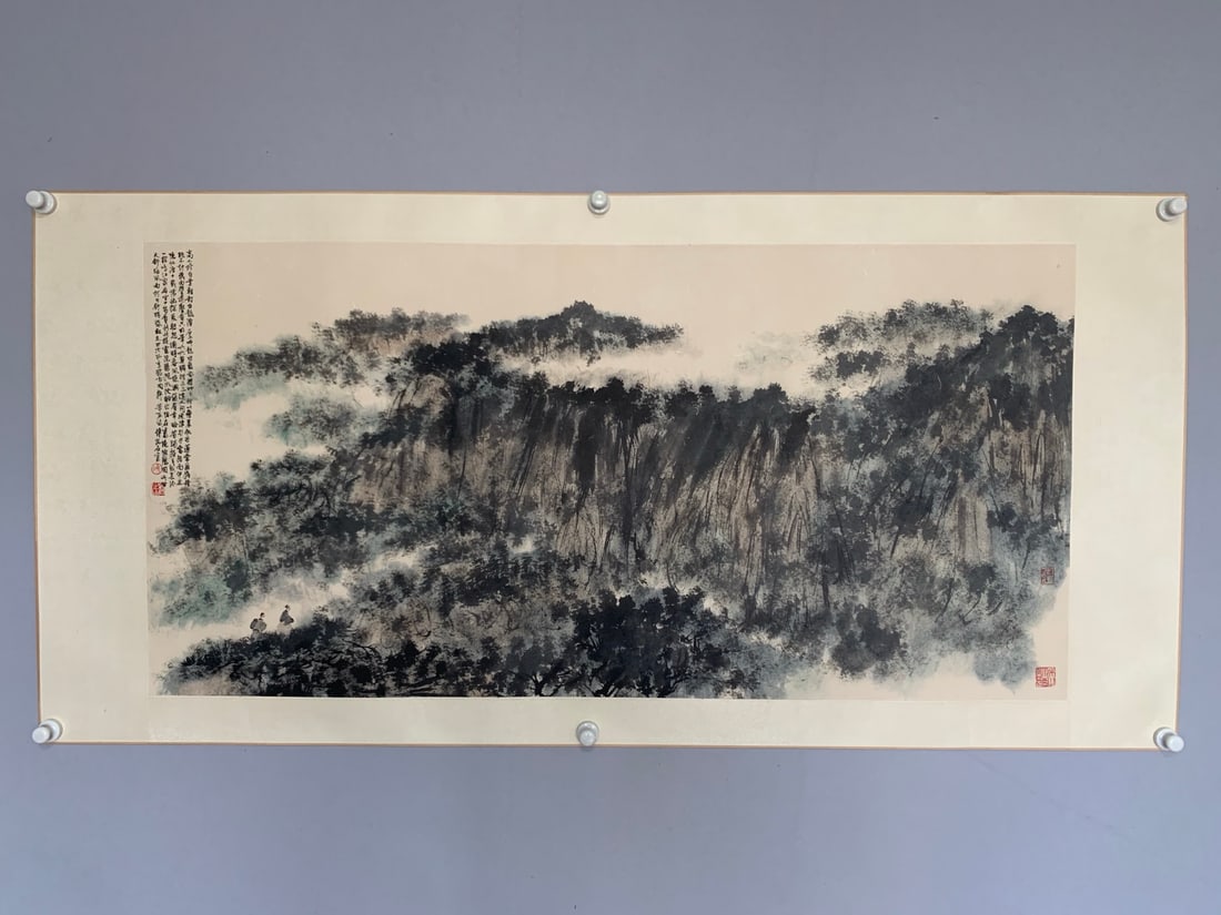 A painting by Fu Baoshi: Fu Baoshi's painting SIZE: 137×67cm (The Dimensions Of All Batches Are Manually Measured.If You Need More Detailed Information, Please Contact Our Customer Service Before Bidding.)