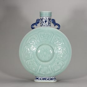 A Qing Qianlong blue and white bean blue glaze eight-treasure pattern moon vase