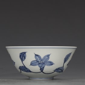 A Ming Chenghua blue and white okra pattern bowl